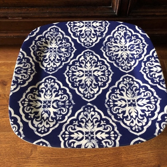 Better Homes & Gardens navy blue & white Melamine Graphic Floral Square Platter - Picture 1 of 5